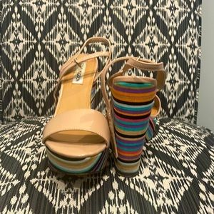 Steve Madden platform sandals